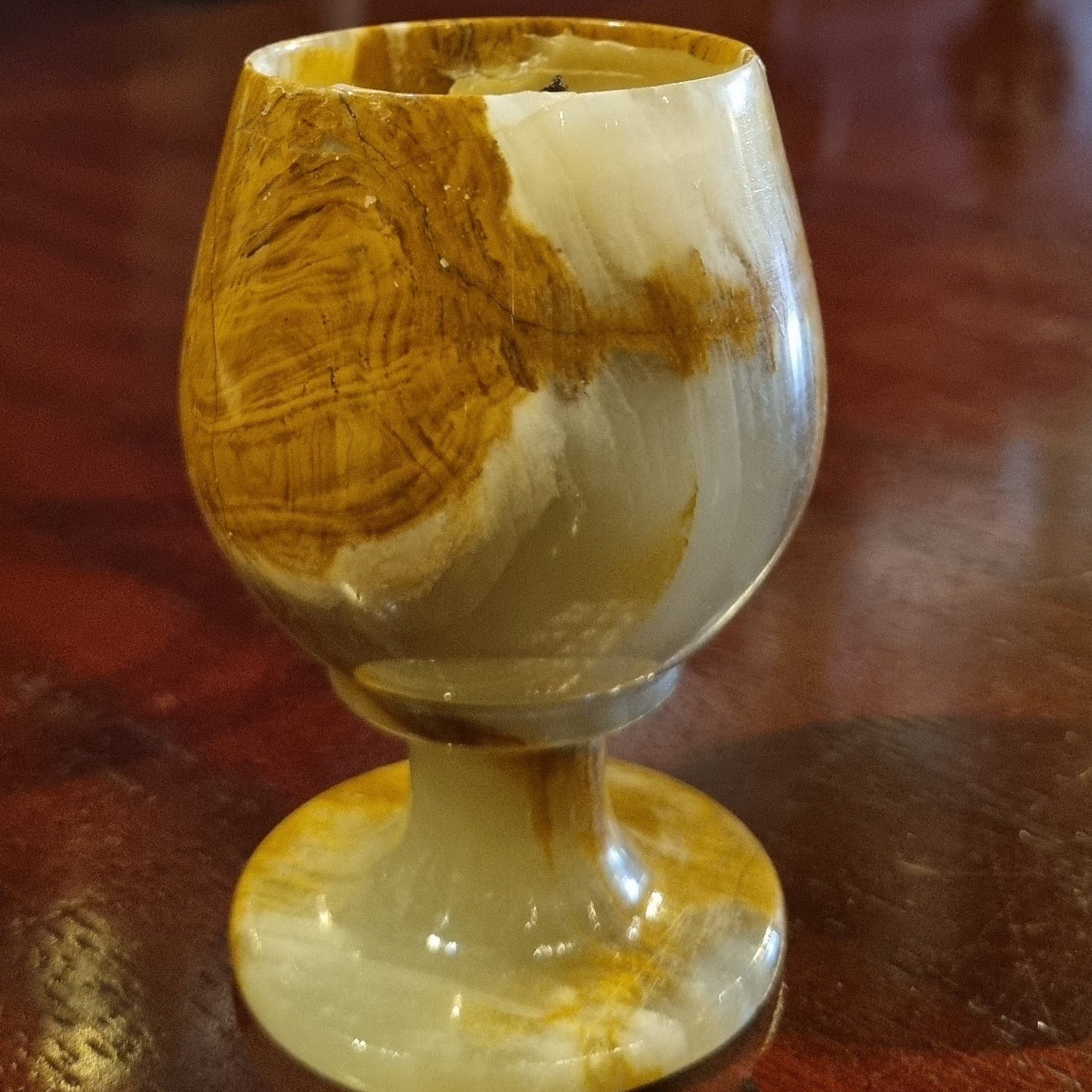 Signature Onyx Candle (Unscented)