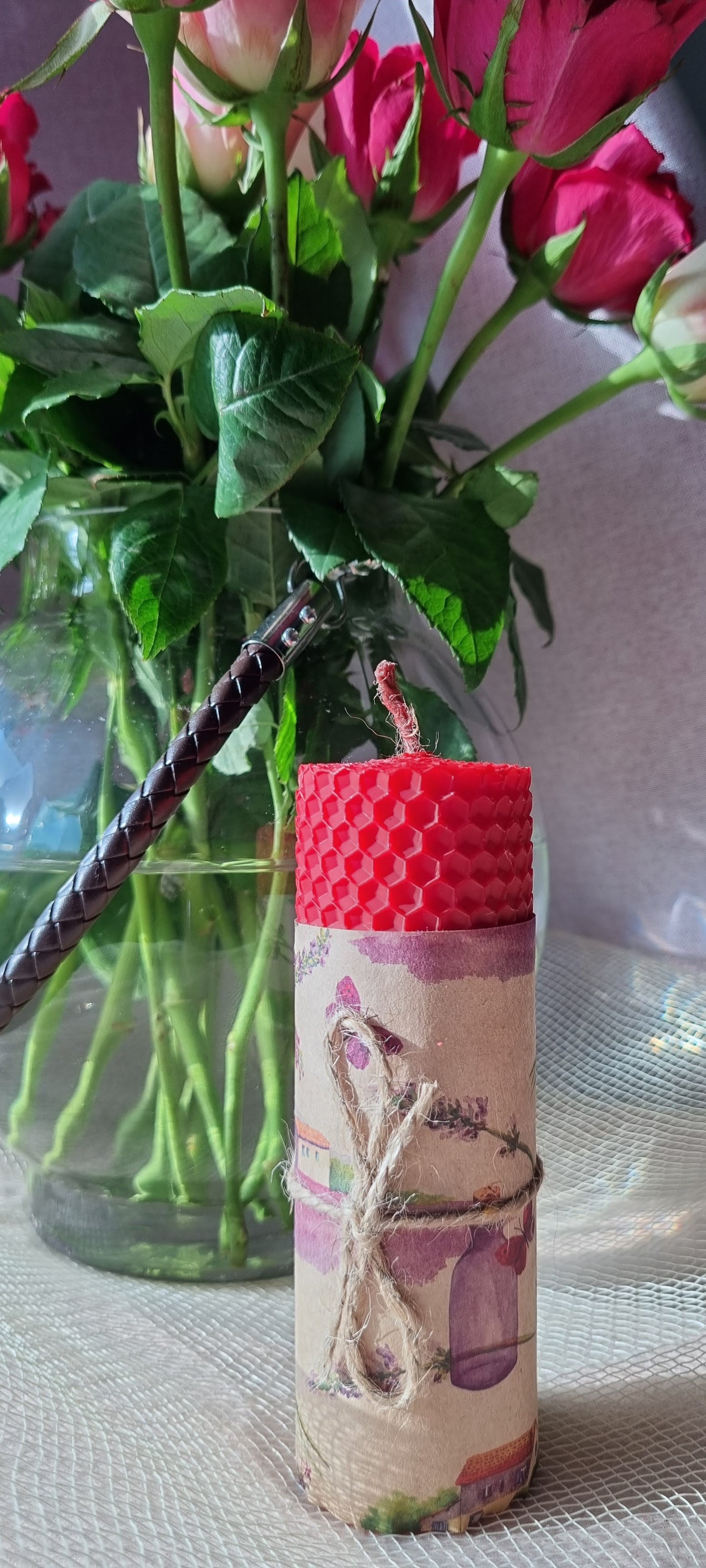 Rolled Honeycomb Candle (Unscented )